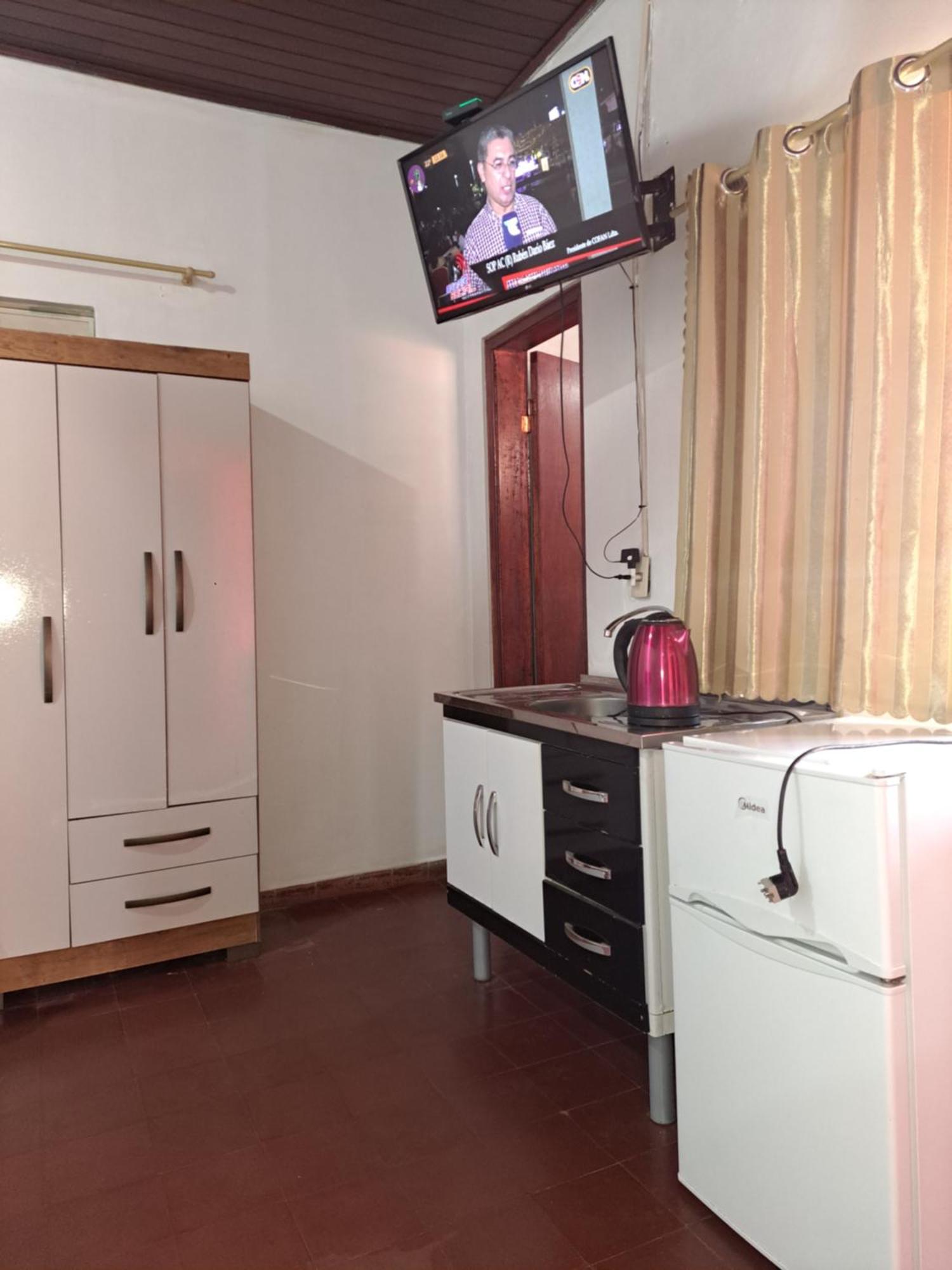埃斯特城 蜂鸟旅馆酒店 外观 照片